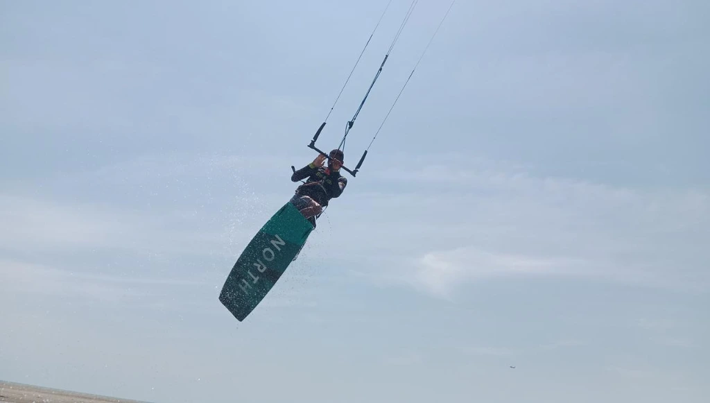 Curso avanzado de kitesurf en Cartagena