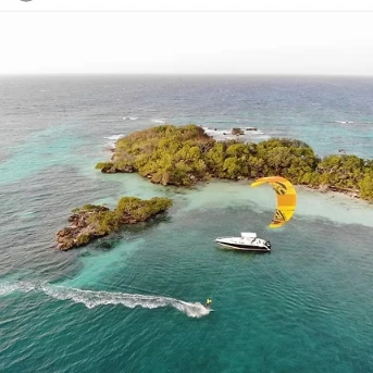 Expedición downwind de kitesurf entre Barú y las Islas del Rosario