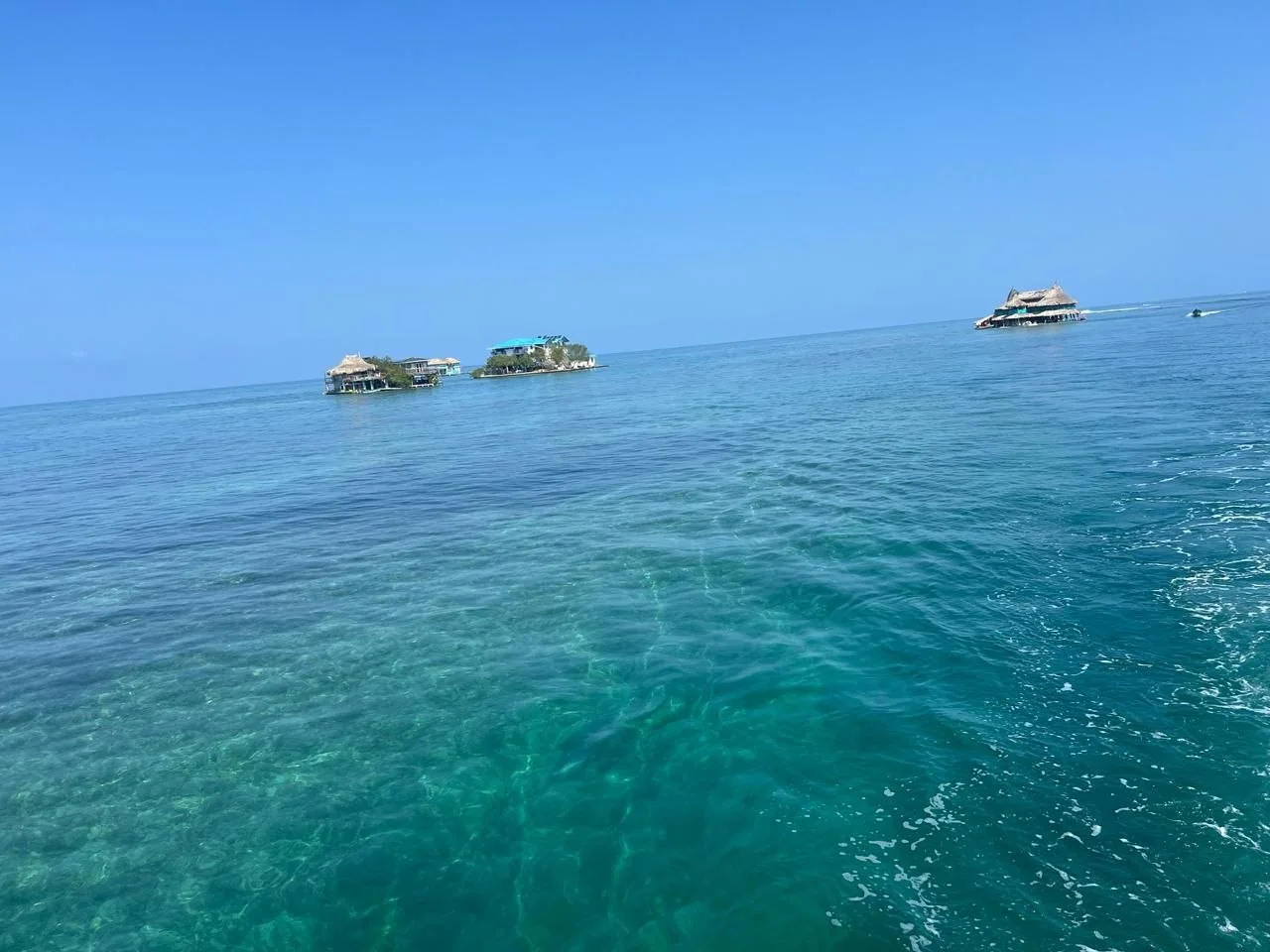 Casa en el Agua en el archipiélago de San Bernardo