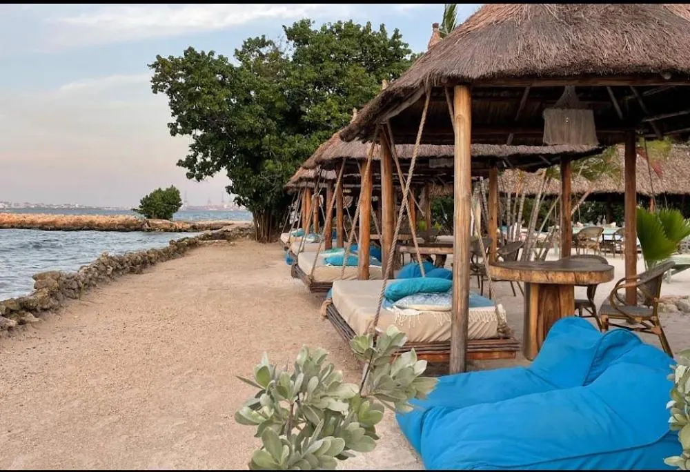 Namaste yoga playa Cartagena